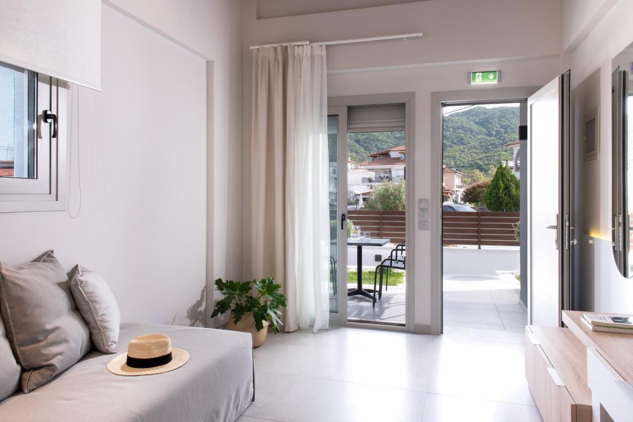 Afros Suites Olympiada Esterno foto